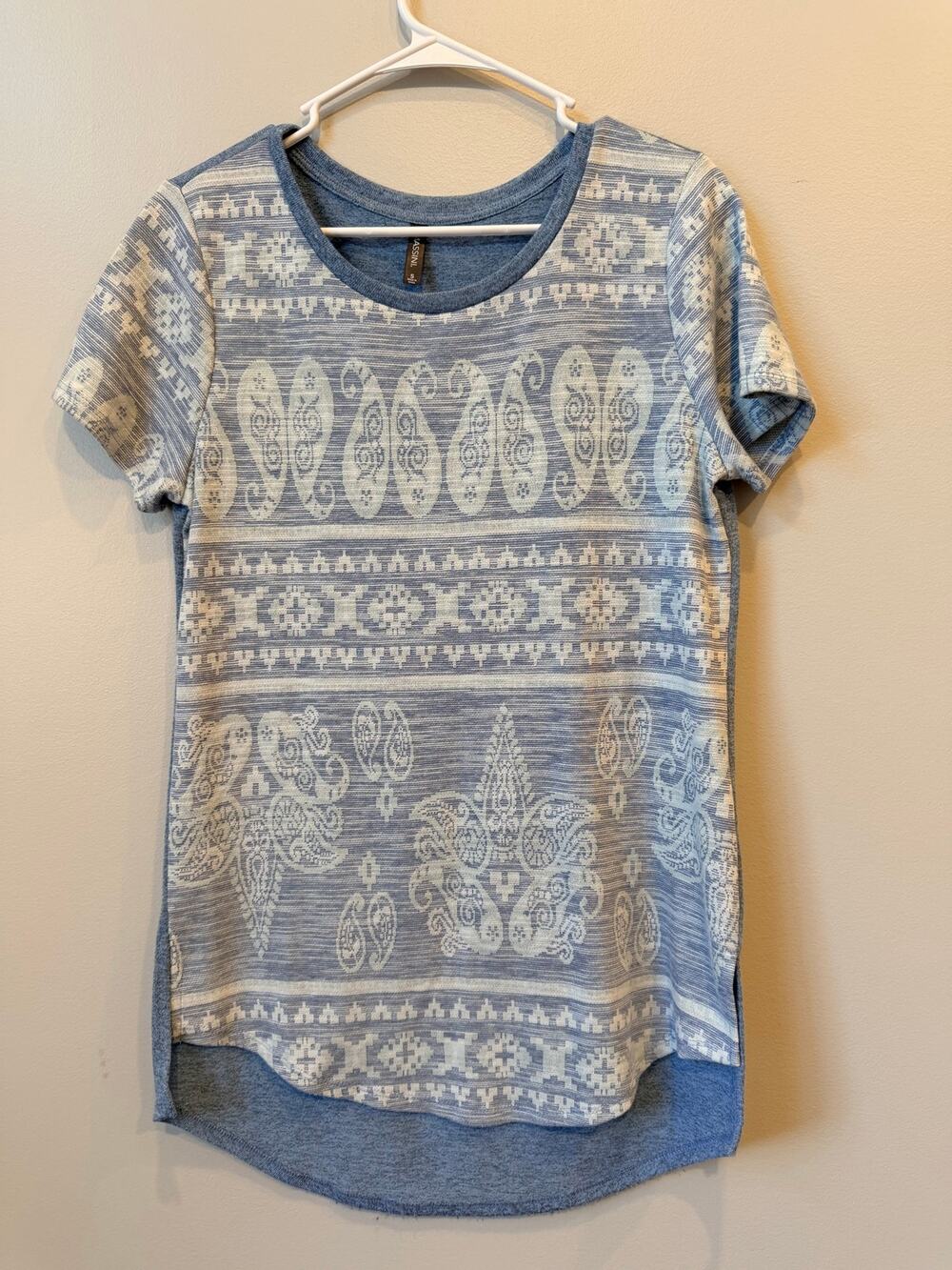 Massini Blue Mixed Pattern Short Sleeve Top Size S Paisley Geometric High-Low
